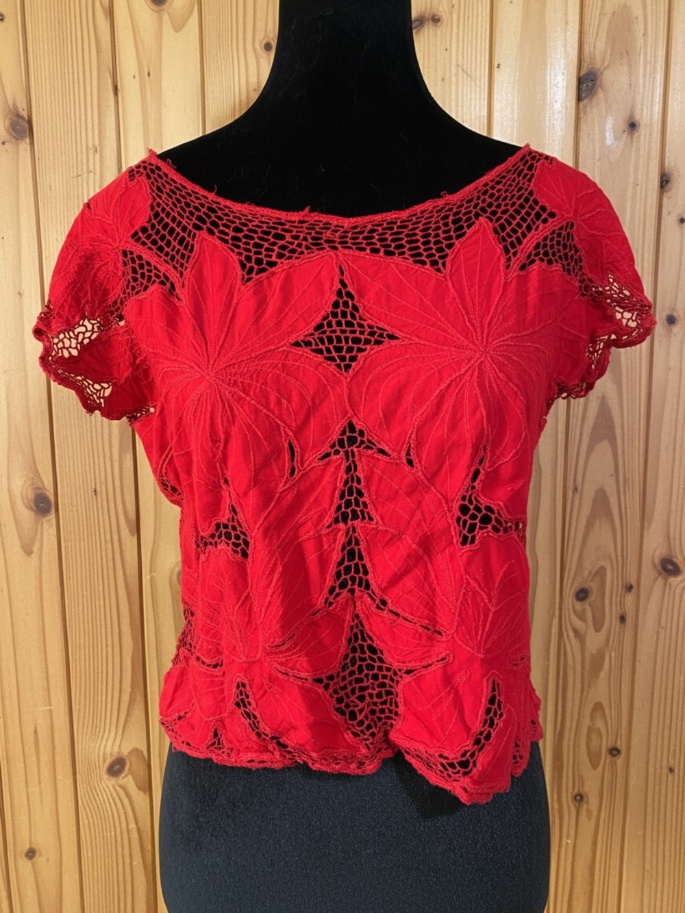 Vintage Red Lace Crochet Short-Sleeve Women's Top